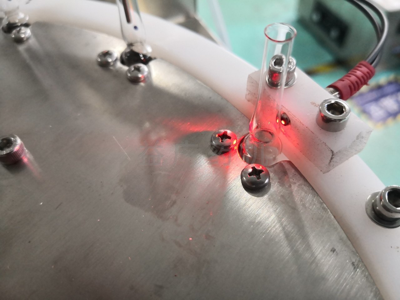 光纖無瓶不灌感應